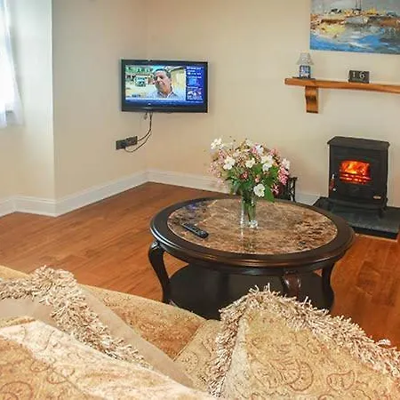 Semesterbostad Nellie's *